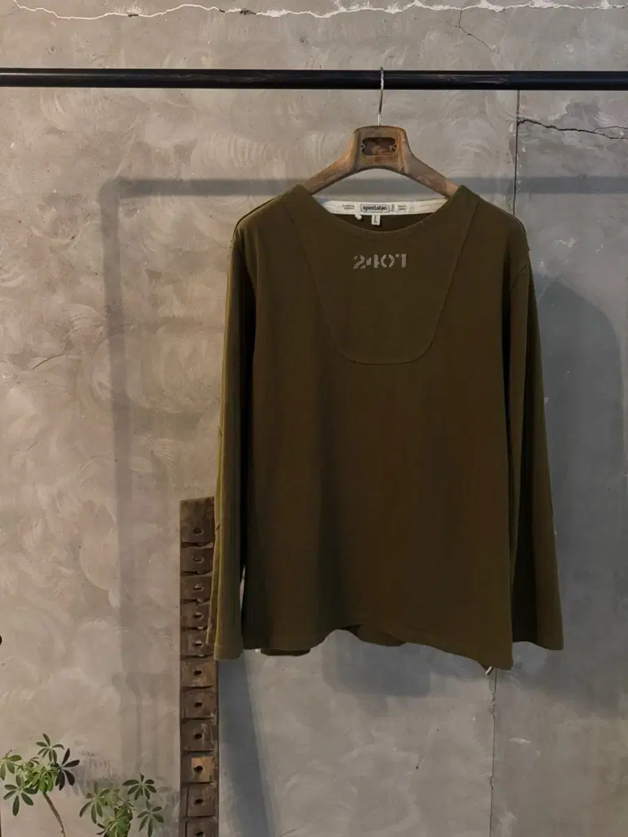 thumbnail-10